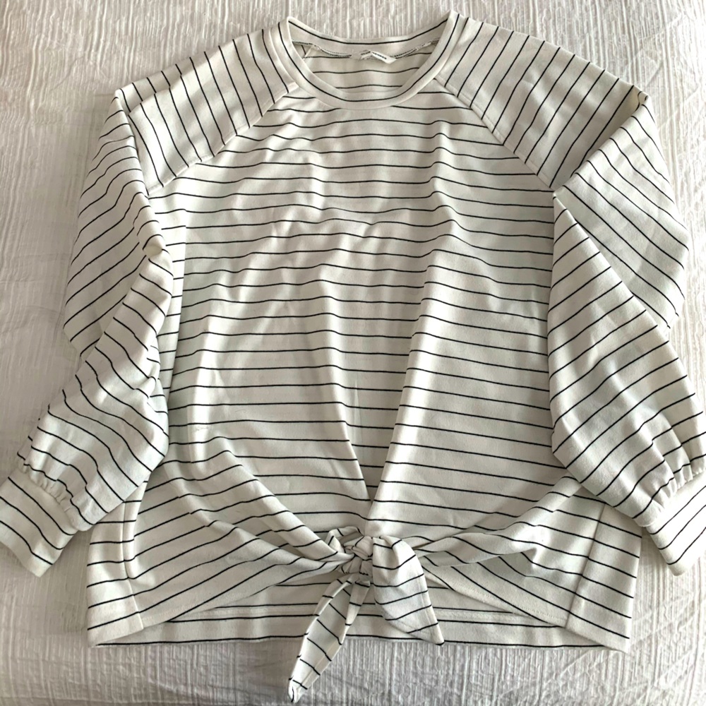 CLUB MONACO TIE SWEATSHIRT - size M